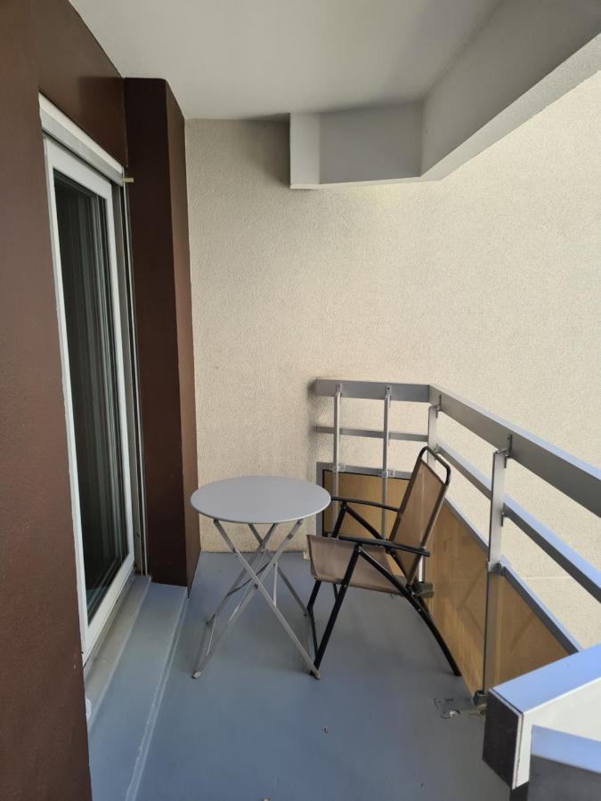 Chambre De 11 M2 Avec Balcon 파리 외부 사진
